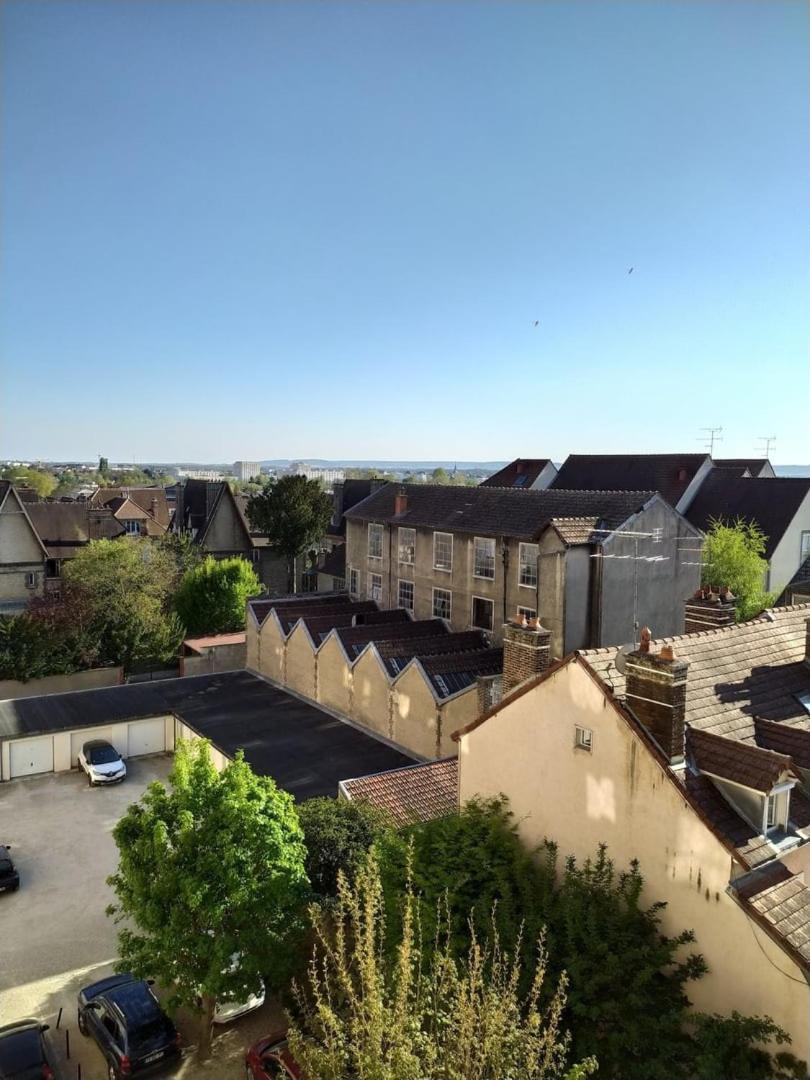 Le Voltaire - Balcon - 2 Chb - 3 Lits - 2 Min Gare Et Cente-Ville - Mon Groom Труа Экстерьер фото